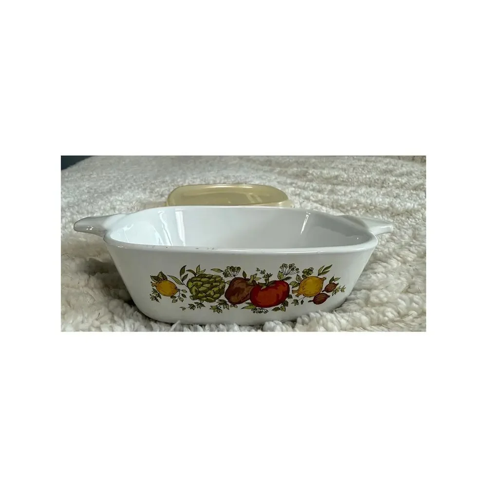 Vintage Corning Spice of Life P-41 -B‎ 1 3/4 Cup Casserole Dish with Plastic Lid